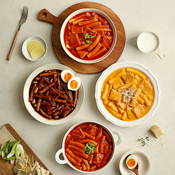 토끼밀 즉석 떡볶이 떡+소스*4세트+어묵100g 총 8인분  11종 택1 상품이미지