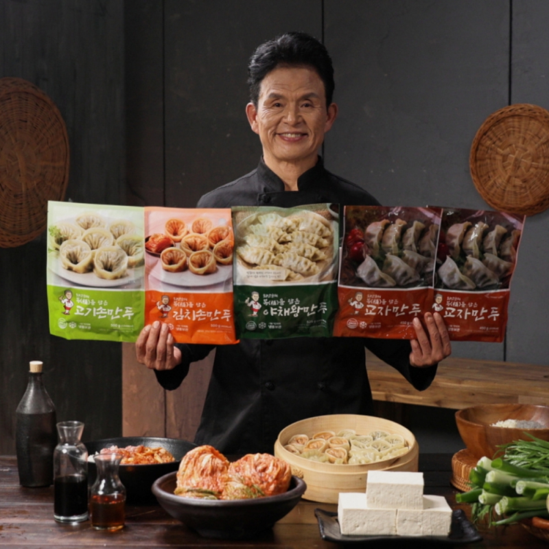 [최만순] 약선요리연구소 복을 담은 김치 교자 고기 야채 만두 1세트 116 알 + 사골 육수 3개 상품이미지