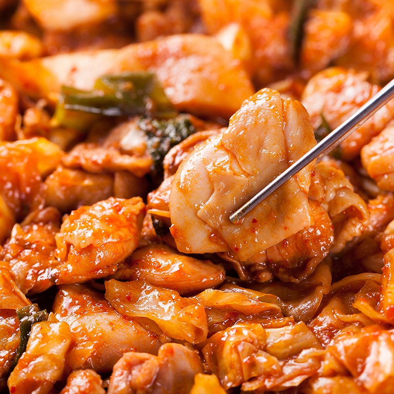 [감사특가]반식엔 100% 쫄깃 닭다리살 숯불 양념/간장닭갈비 300g x 4팩(1.2kg)  상품이미지