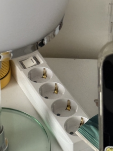 출근 전 코드 빼기 !