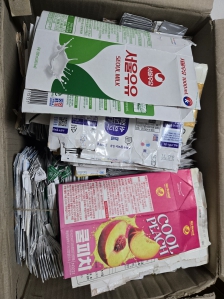 우유팩, 멸균팩 모았어요