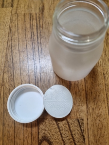 뚜껑속 속지 제거했어요