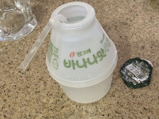 사용한 플라스틱은 잘 분류해 버려요