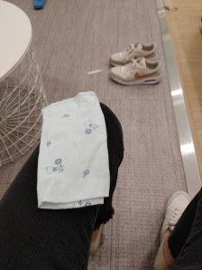 오늘도  손수건과함께