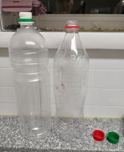 음료수병 라벨제거후 세척.건조중