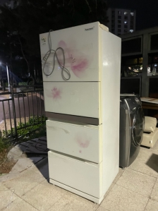 이사로 인한 가전제품 내놓아봤습니다.