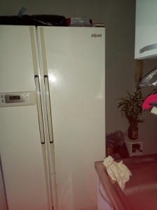 냉장고 김치냉장고 배출입니다