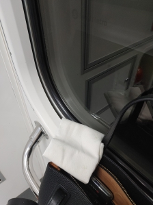 대중교통타고 출근이요~