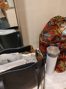 장바구니챙겨  장보고 ...  신나게  집으로~