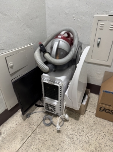 덜 사는 것만큼 중요한  잘 버리는 일!