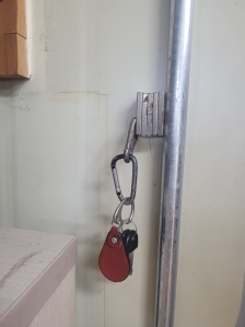 공용열쇠 자석을 이용하기