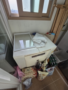 고장난 김치냉장고, 구형 TV 배출