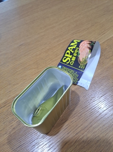 라벨제거 후 분리수거하기 