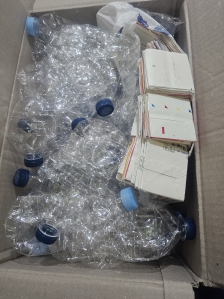 처음보내봅니다 페트병이랑 우유팩이랑..기대됩니다