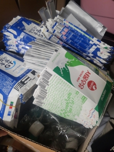 멸균팩 차곡차곡 모으는중!!(9월종이팩)