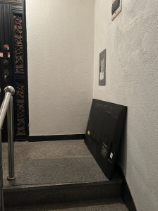 폐전자제품 배출 인증사진입니다