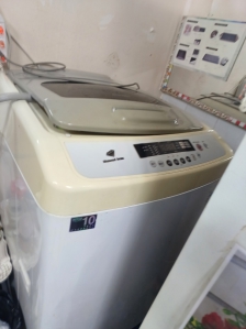 폐 세탁기 