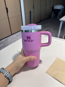 텀블러를 이용해서 플라스틱 사용을 줄입니다