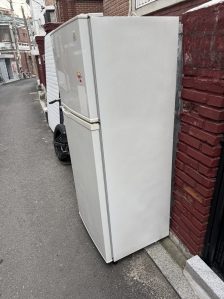 냉장고 노후화로 인한 교체 후 폐가전 수거