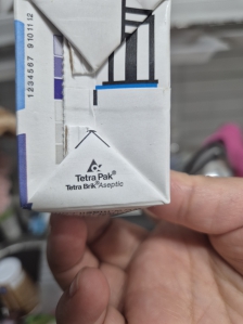 두유 마시고 몸 건강, 분리수거 잘해서 지구도 건강.