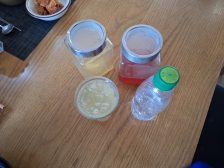 산수유랑 레몬이랑 석류랑 체리랑~  이것저것 다 돼요