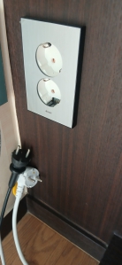 전기코드 빼놓아요