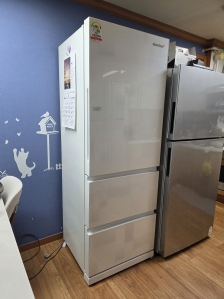 김치냉장고 배출