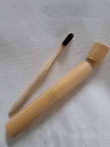 대나무칫솔 사용해요 