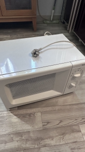 폐가전 전자레인지 배출!