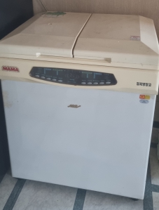 김치냉장고 배출~